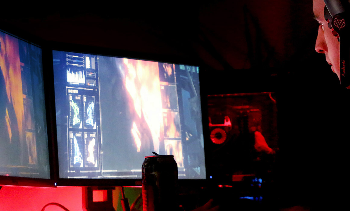 Gaming and eSports Live Streaming